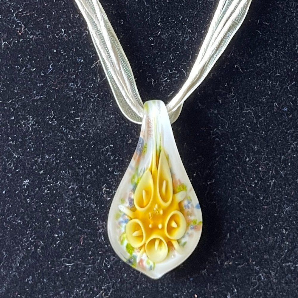 Vintage Dichroic glass Peace Lilly(s) in glass necklace, pendant ribbon 16-19"
